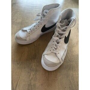 Nike Blazer Mid 77 Youth Size 6.5Y US White Black Shoes Sneakers DA4086-100